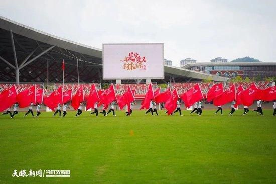 2016年，执导恐怖片《招魂2：恩菲尔德吵闹鬼》